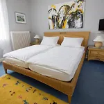 Zur Post Hotell Burg (Bernkastel-Wittlich)