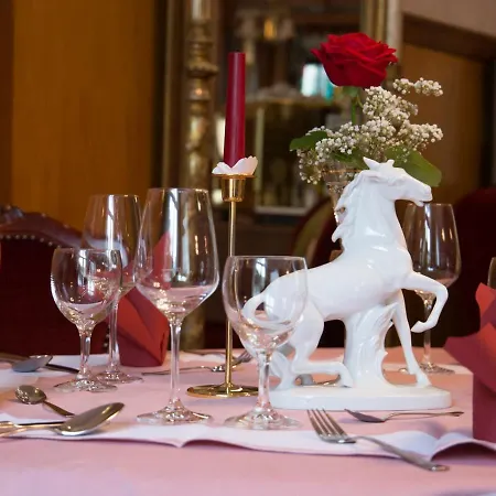 Zur Post - Burg An Der Mosel Hotel Burg (Bernkastel-Wittlich)