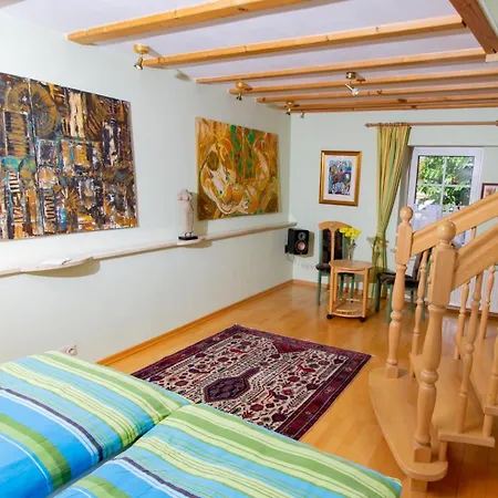 Zur Post - Burg An Der Mosel Hotel 3*